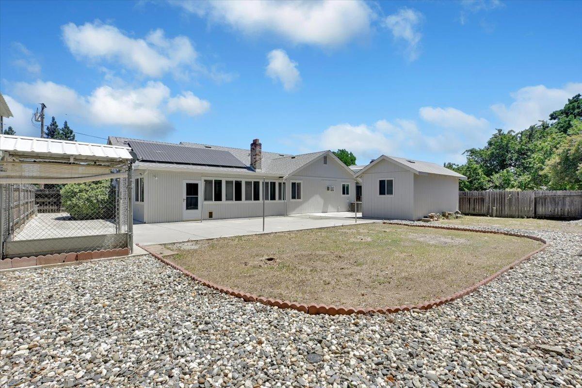 2584 Cedar