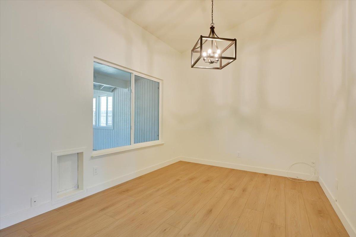 2584 Cedar