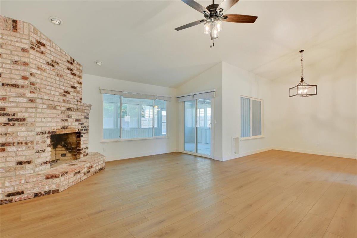 2584 Cedar