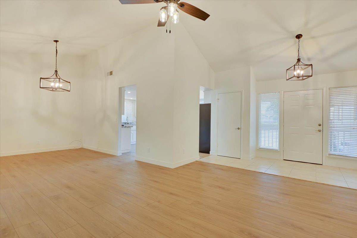 2584 Cedar