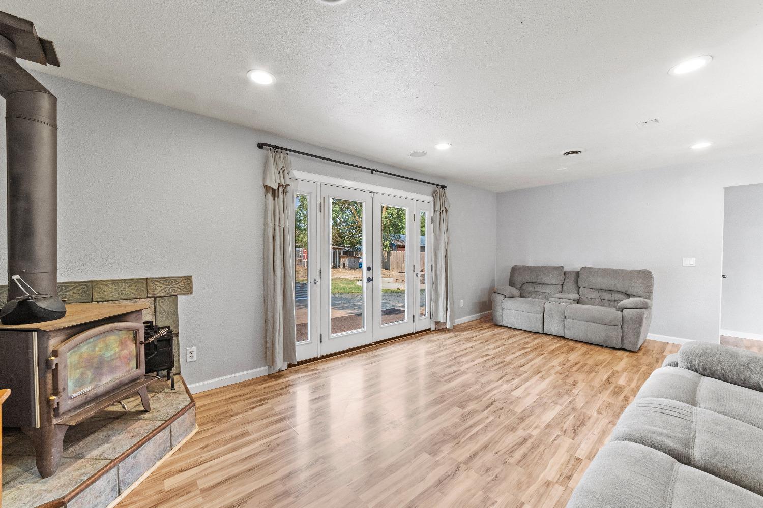248 E Evans Reimer Road