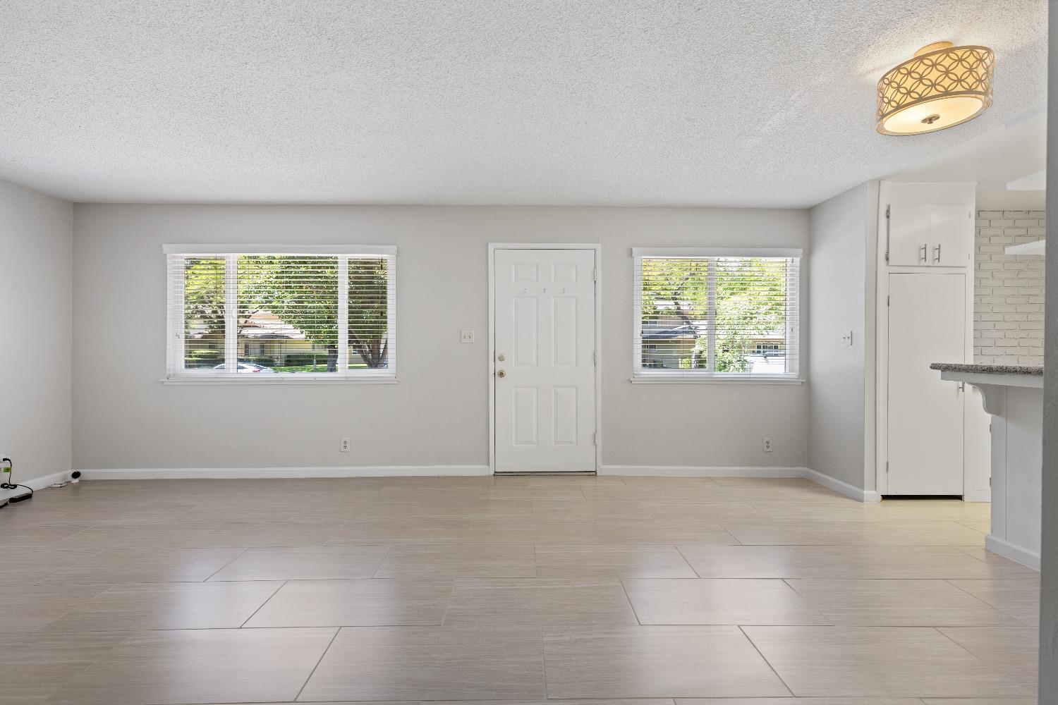 5092 Rhode Island Drive 1