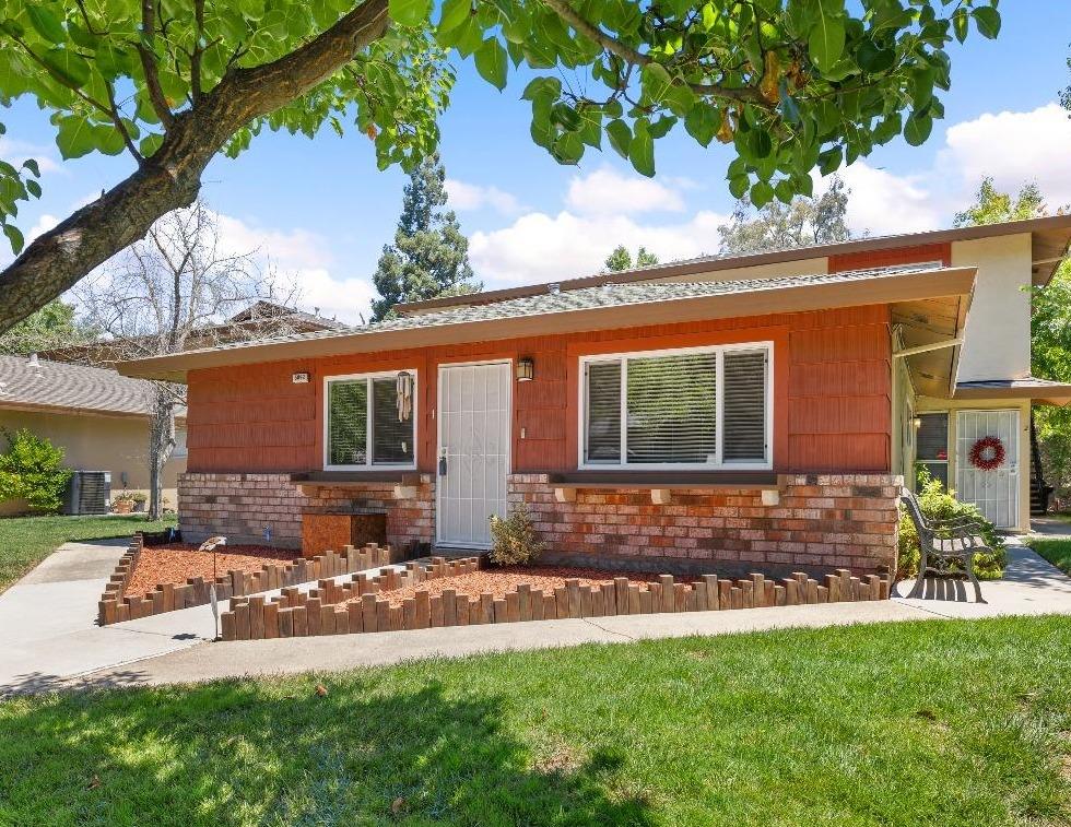 5092 Rhode Island Drive 1