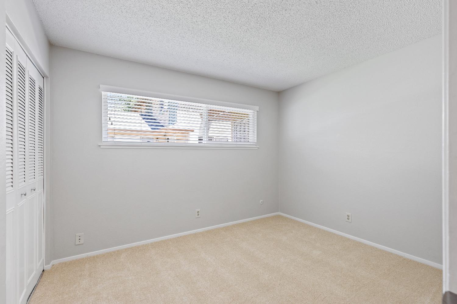 5092 Rhode Island Drive 1