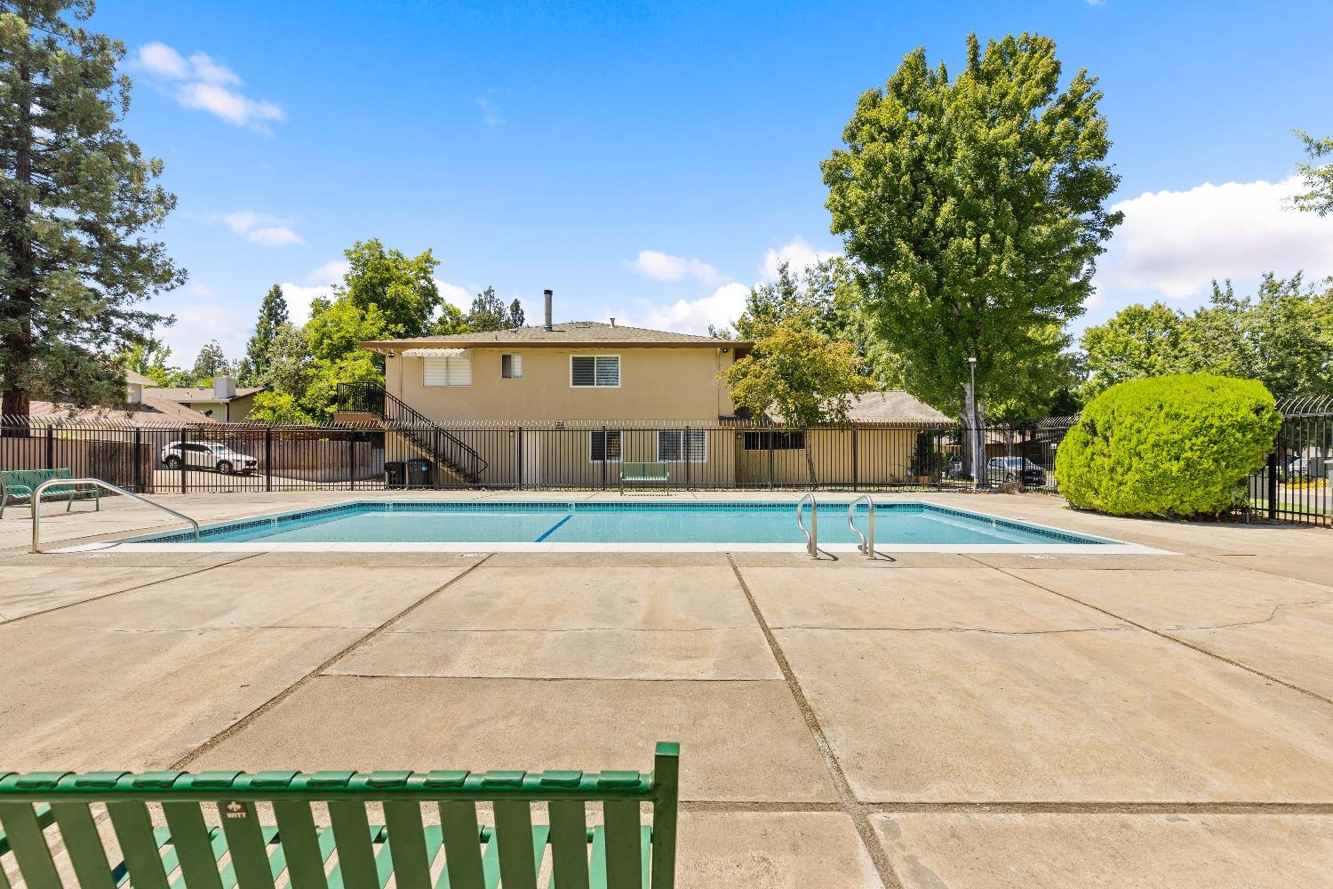 5092 Rhode Island Drive 1