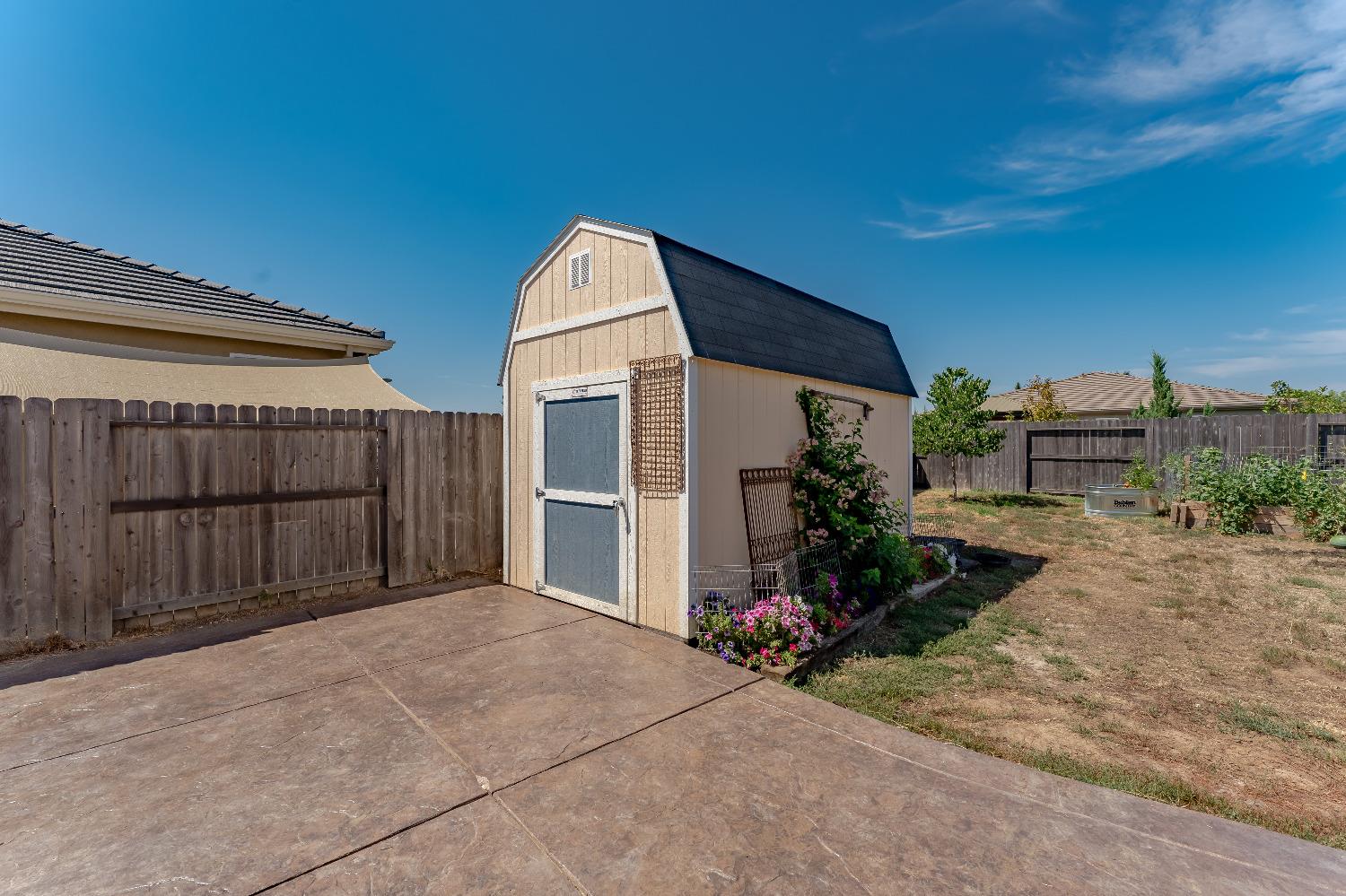 1129 Lost Trail Drive