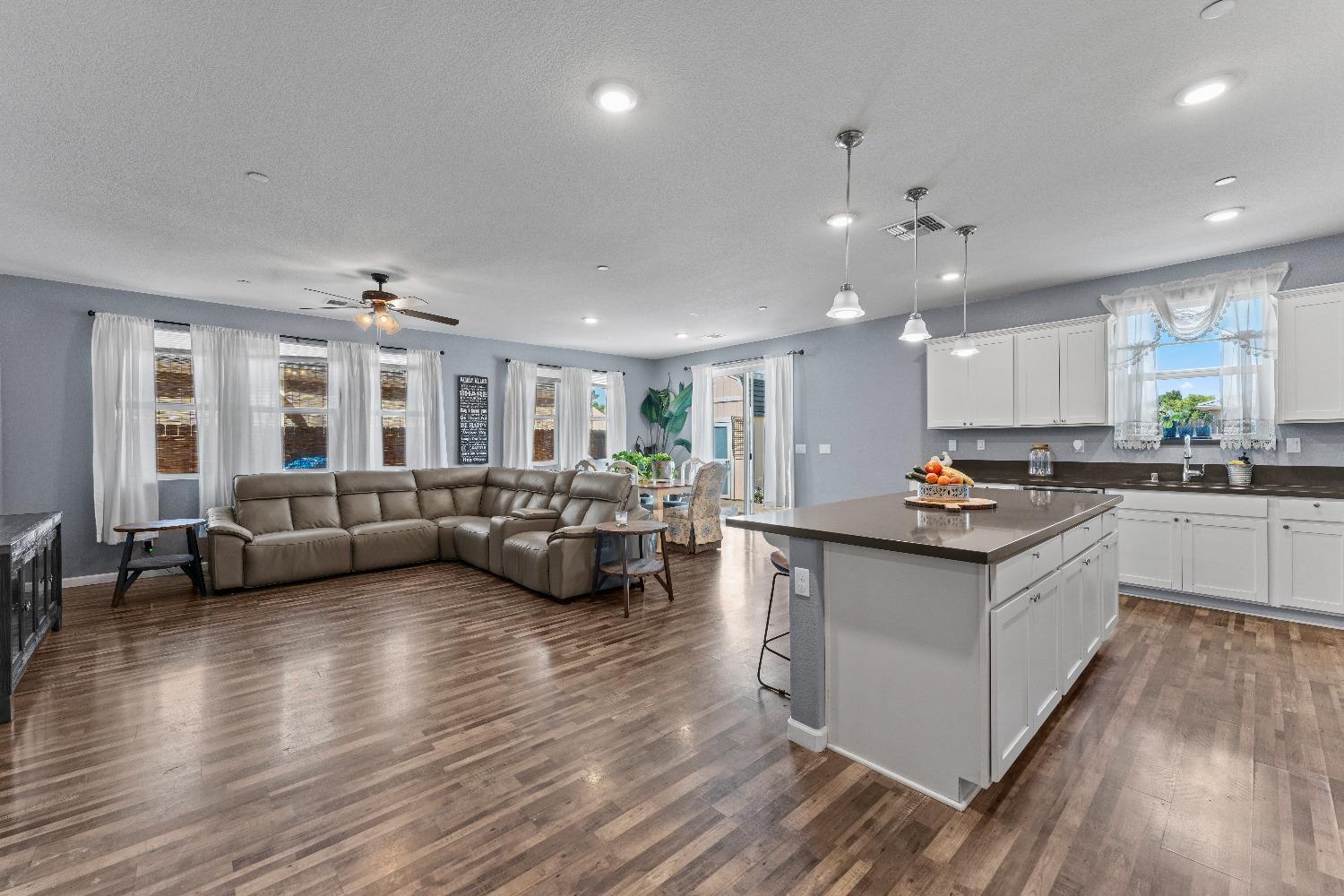 1129 Lost Trail Drive