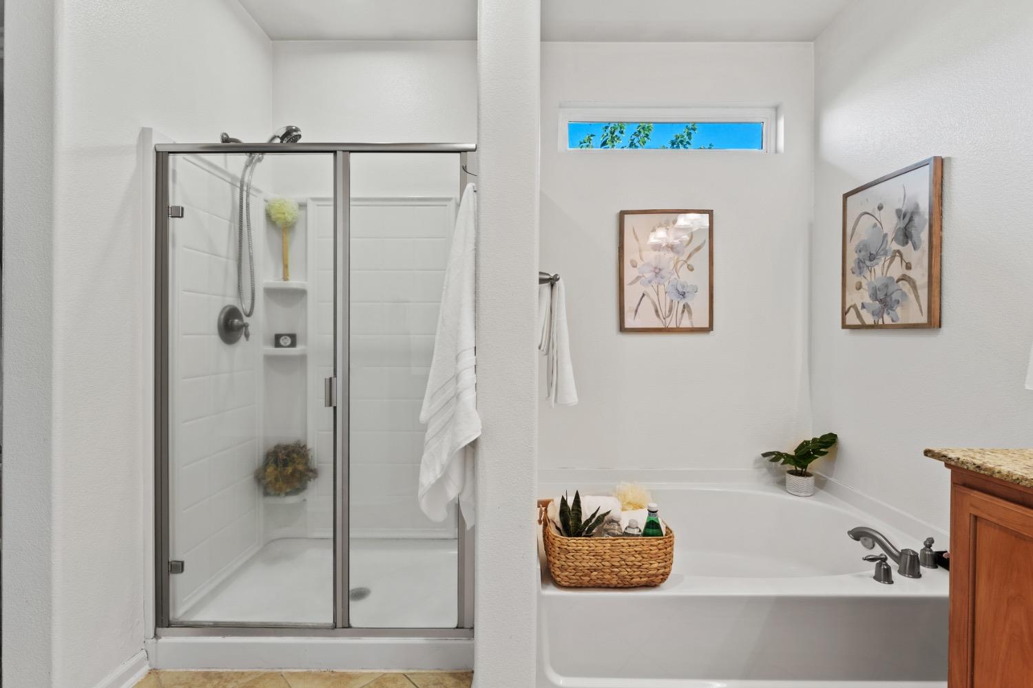 5555 Rock Cliff Court