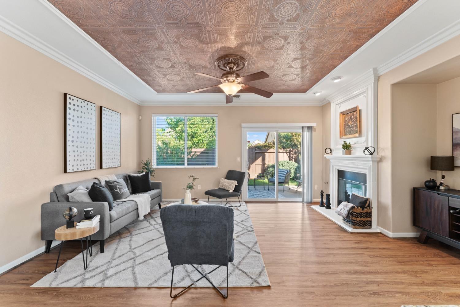 5555 Rock Cliff Court