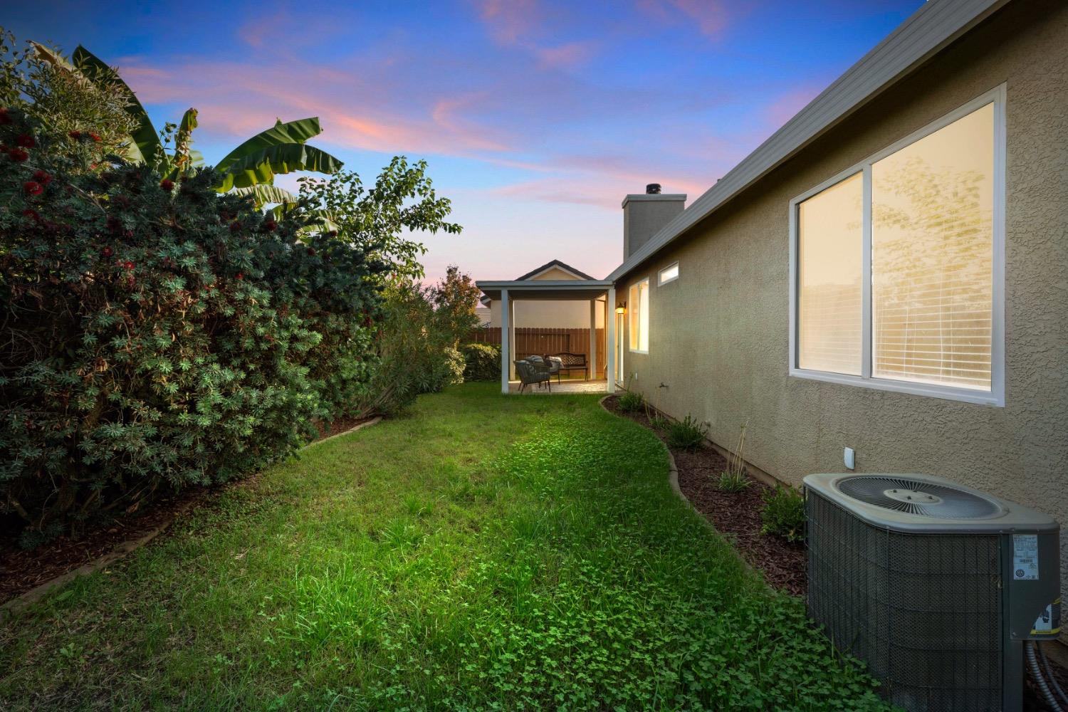 5555 Rock Cliff Court