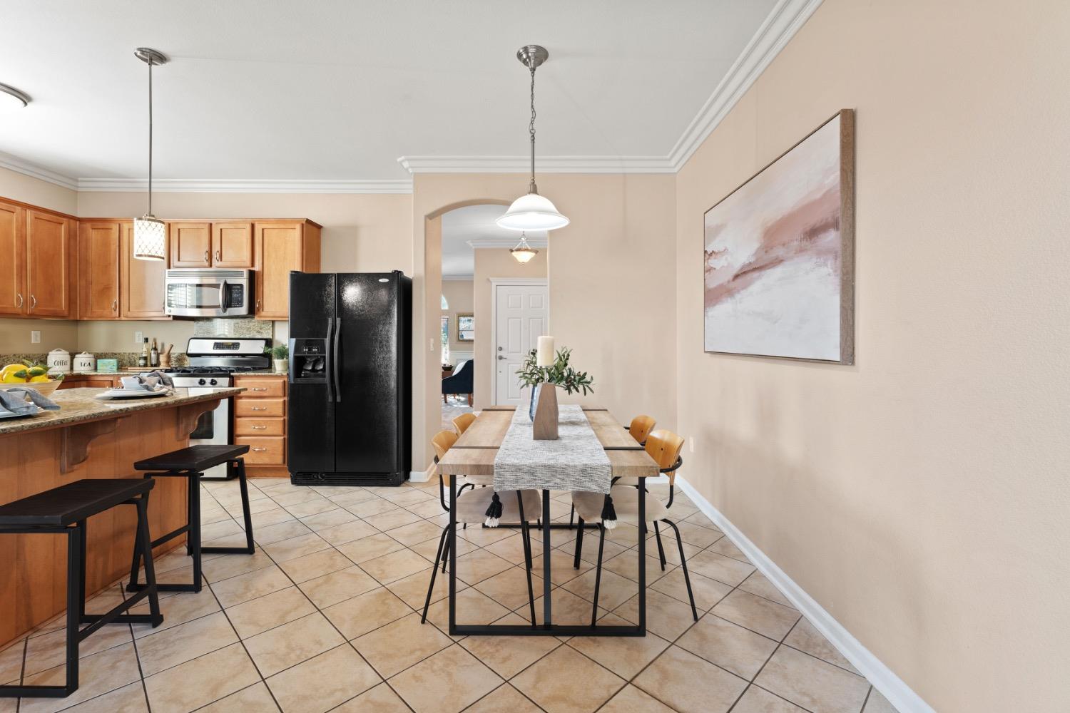 5555 Rock Cliff Court