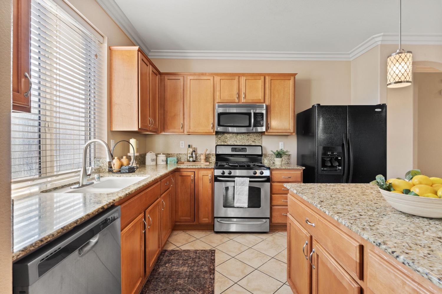 5555 Rock Cliff Court