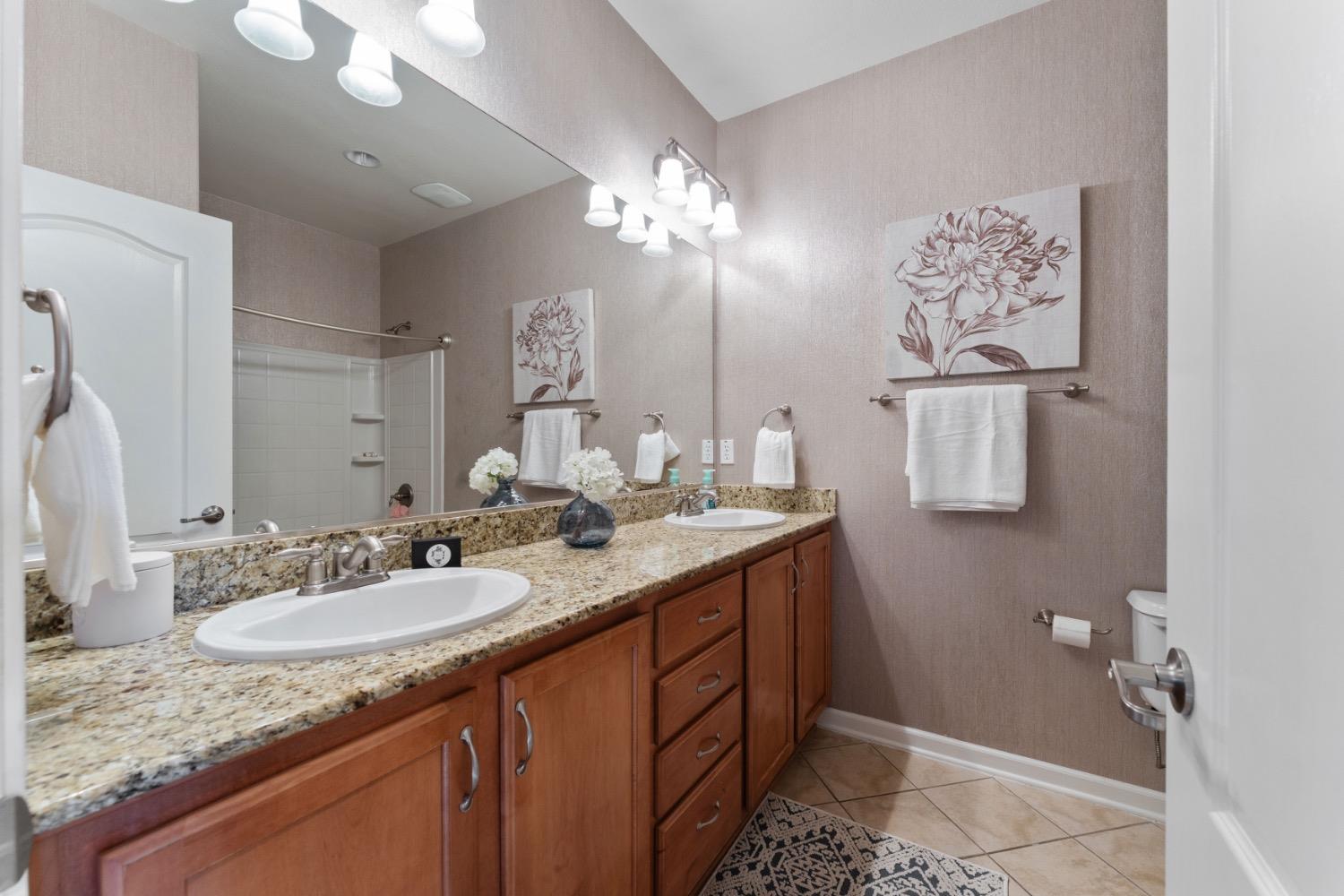 5555 Rock Cliff Court