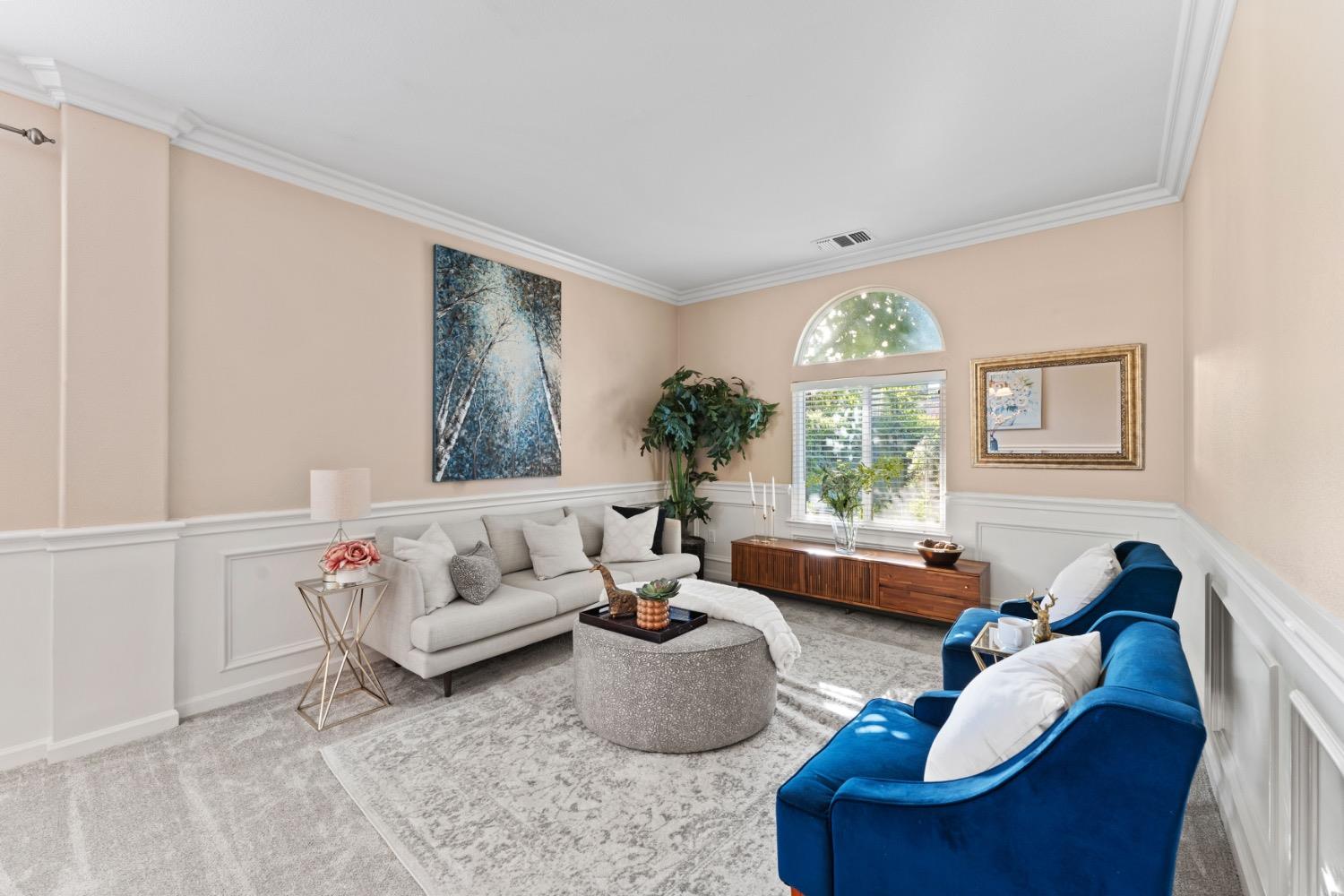 5555 Rock Cliff Court