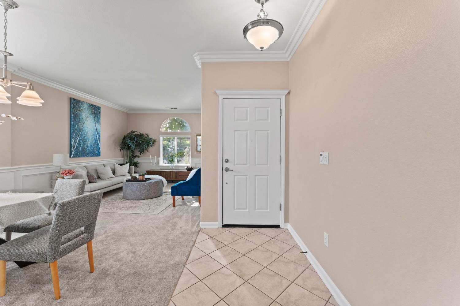 5555 Rock Cliff Court
