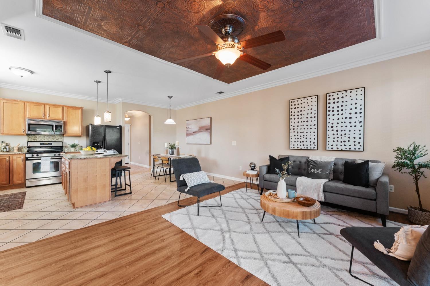 5555 Rock Cliff Court