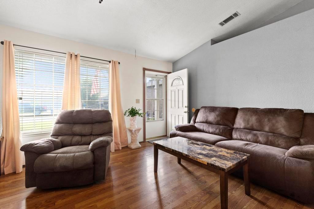 1603 Calistoga Way