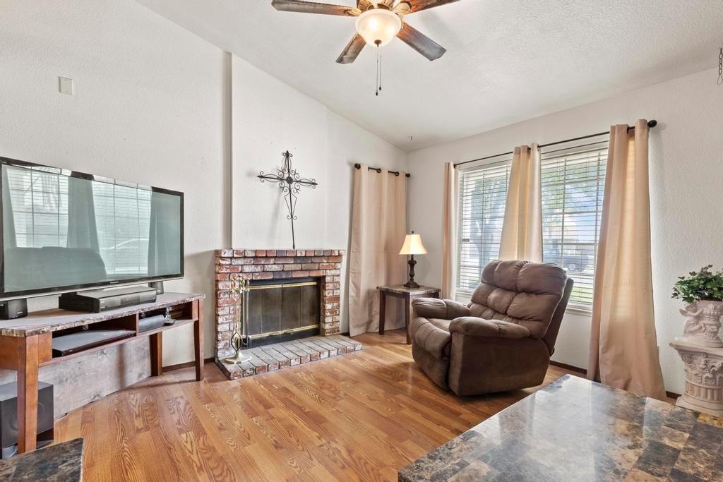 1603 Calistoga Way
