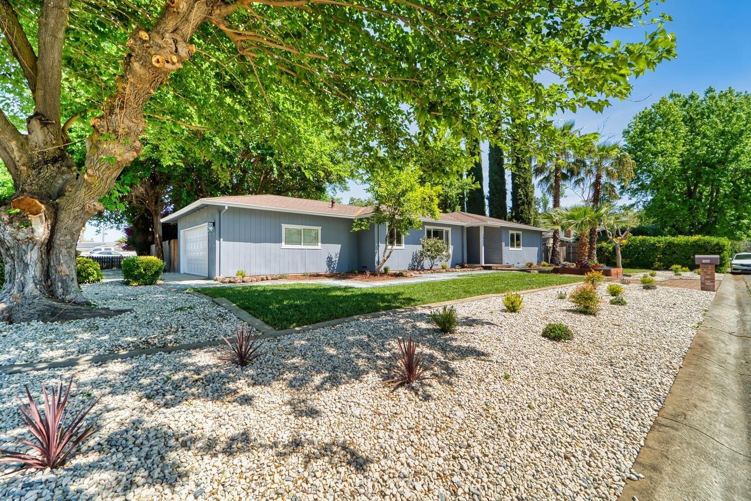 2903 Kennedy Drive