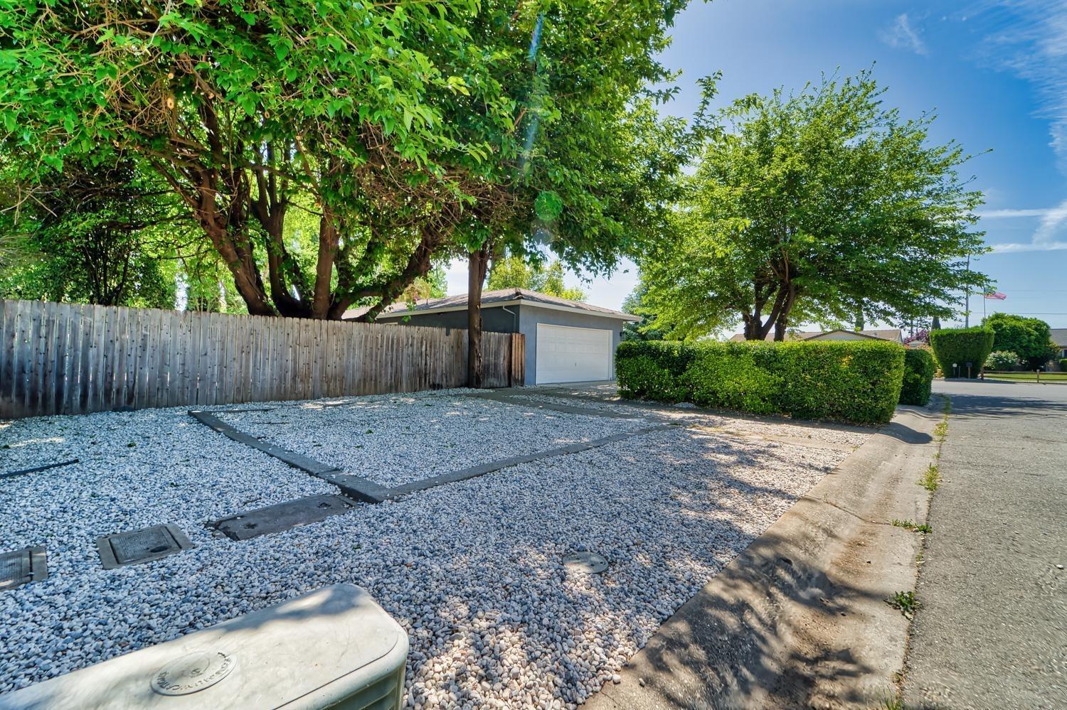 2903 Kennedy Drive