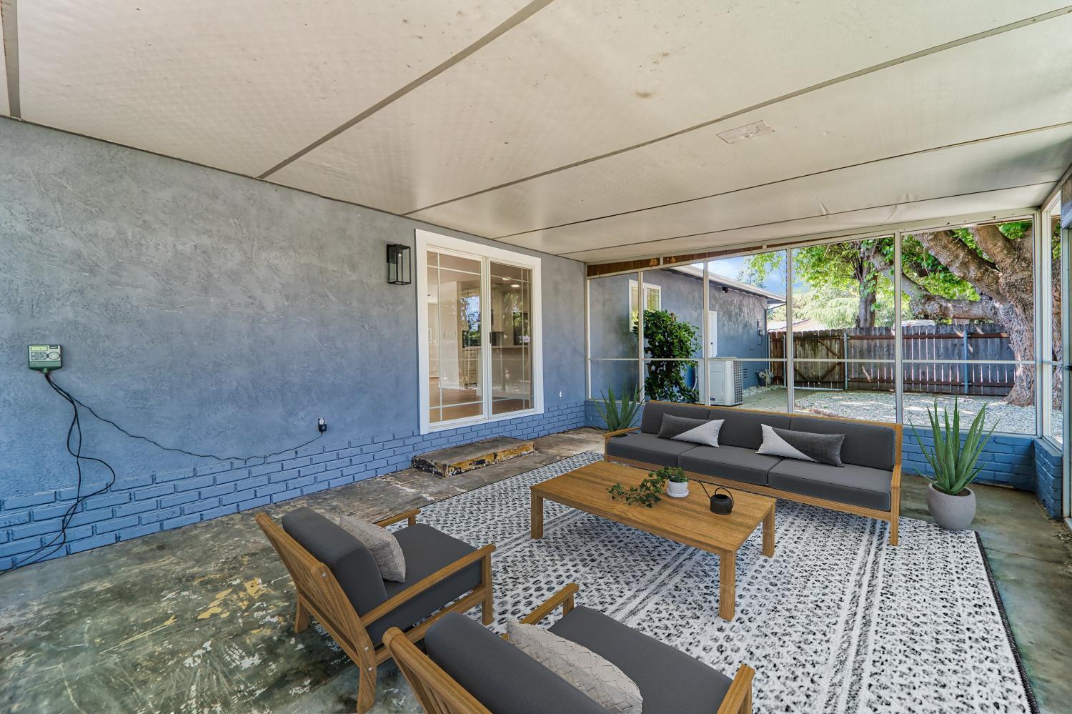 2903 Kennedy Drive