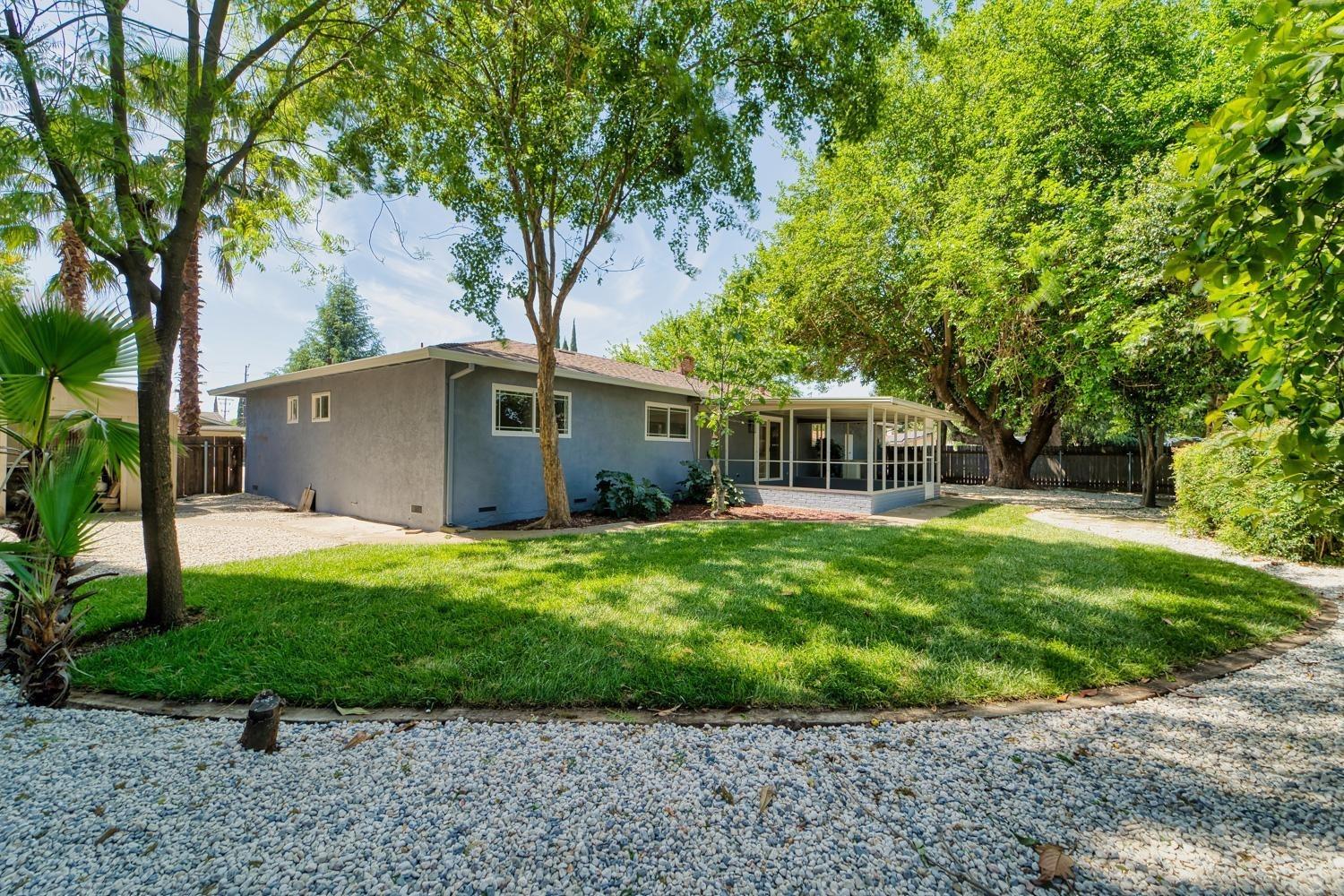 2903 Kennedy Drive