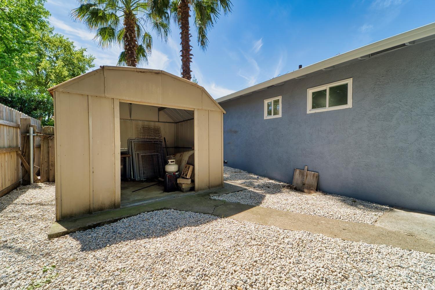 2903 Kennedy Drive