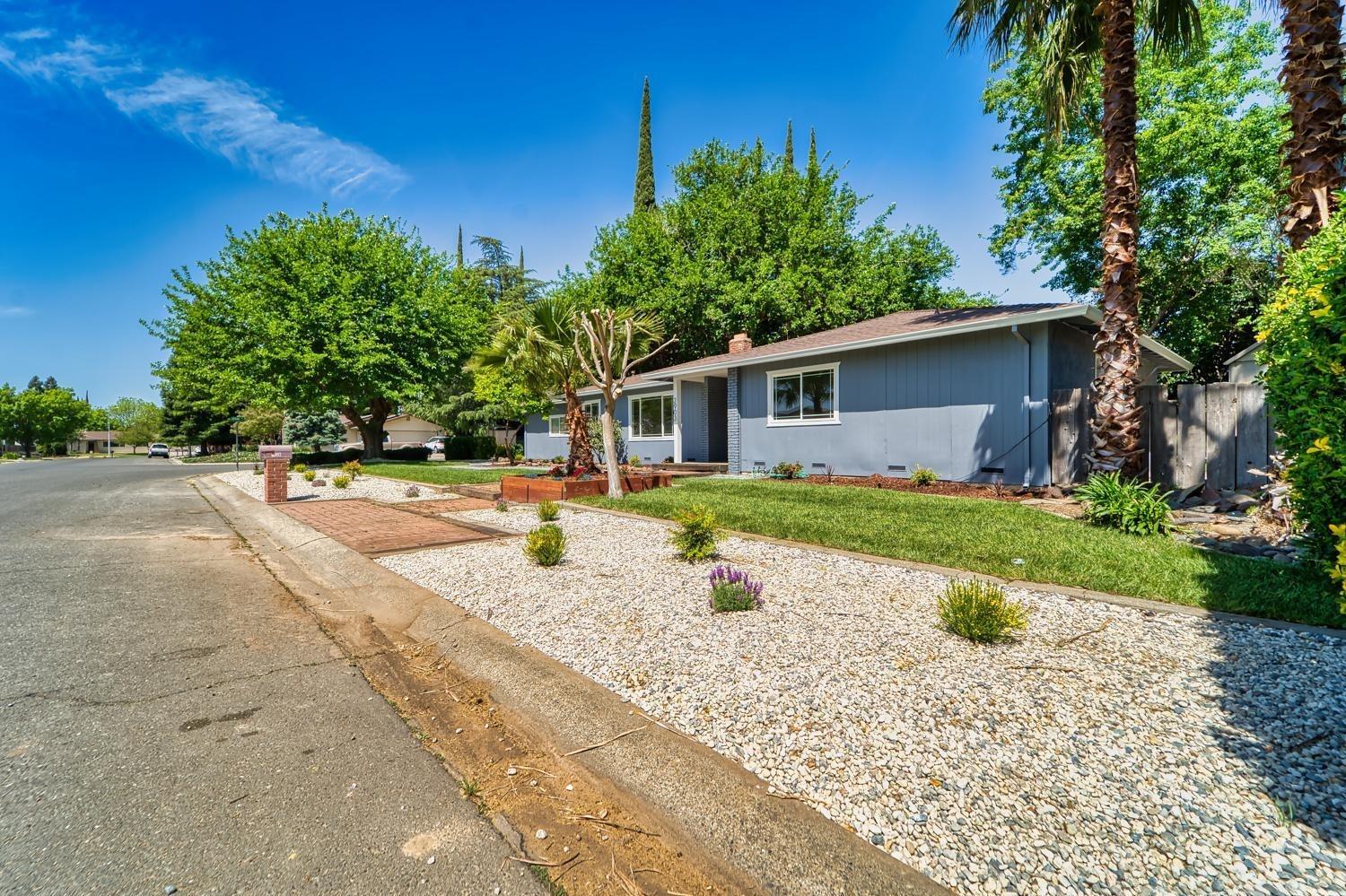 2903 Kennedy Drive
