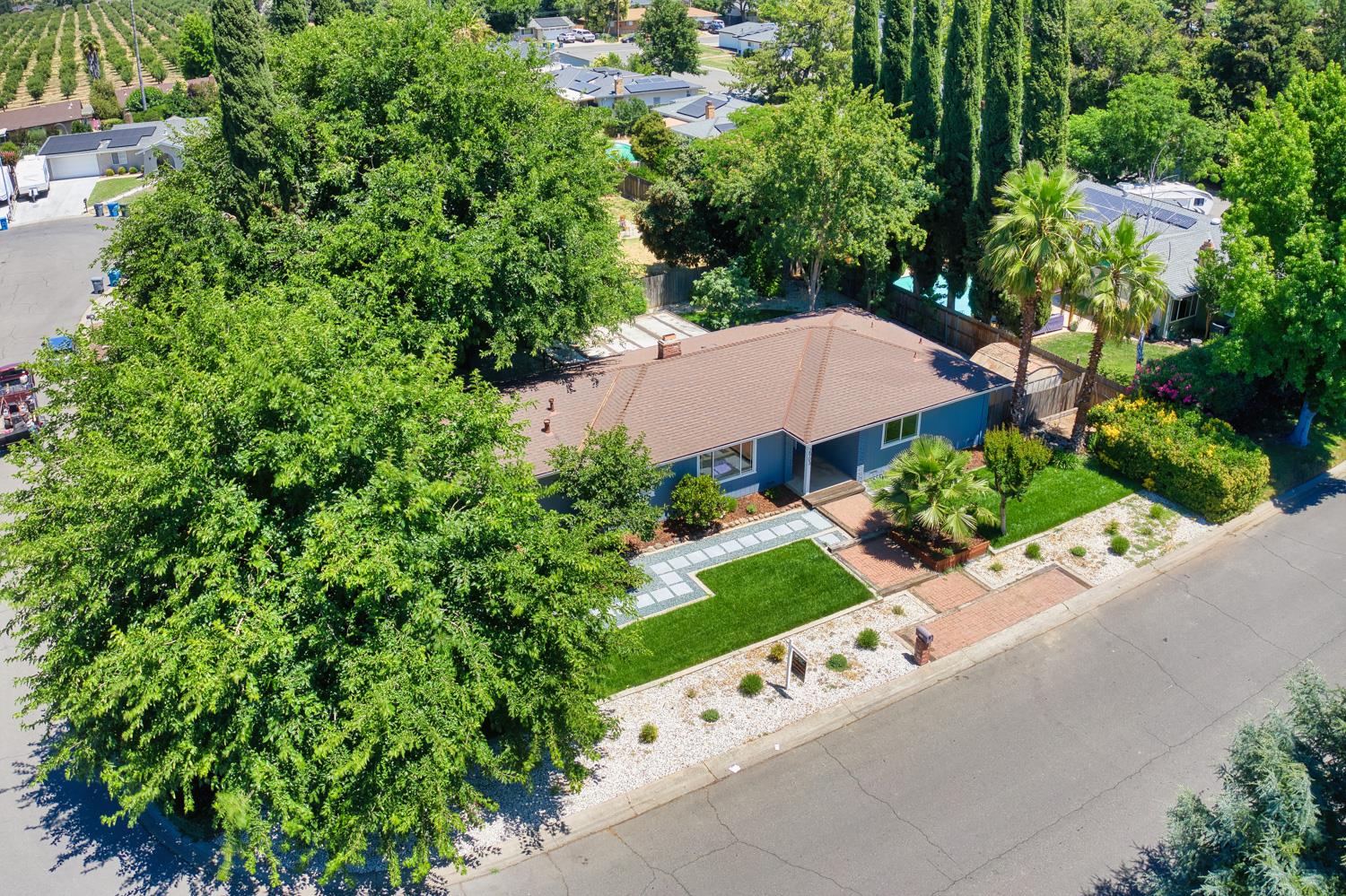 2903 Kennedy Drive