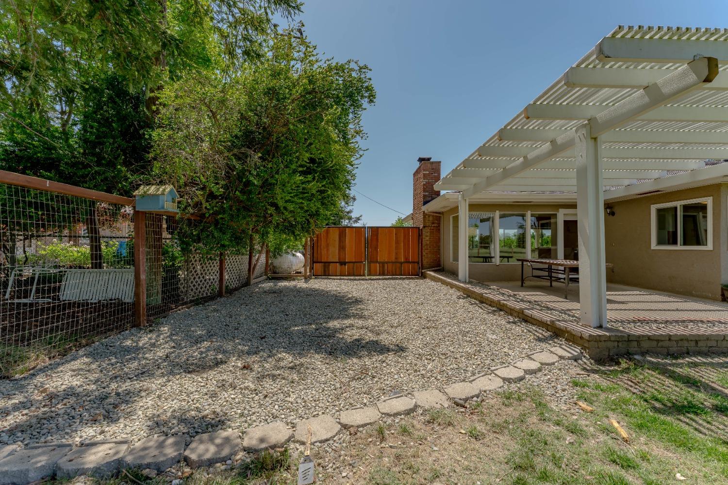 1357 Country Club Road