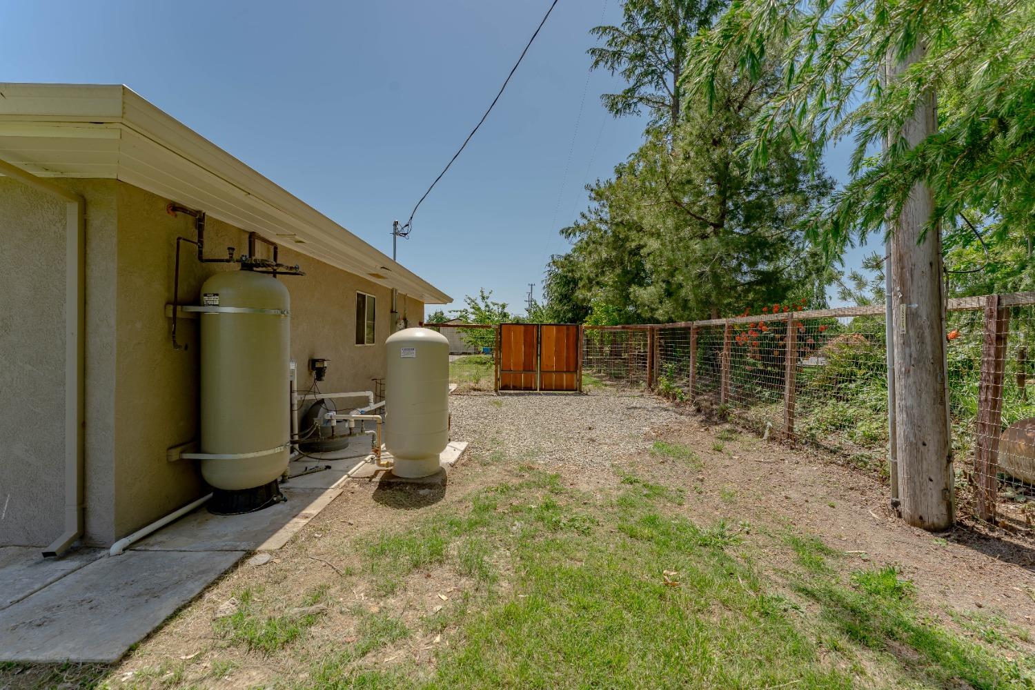 1357 Country Club Road