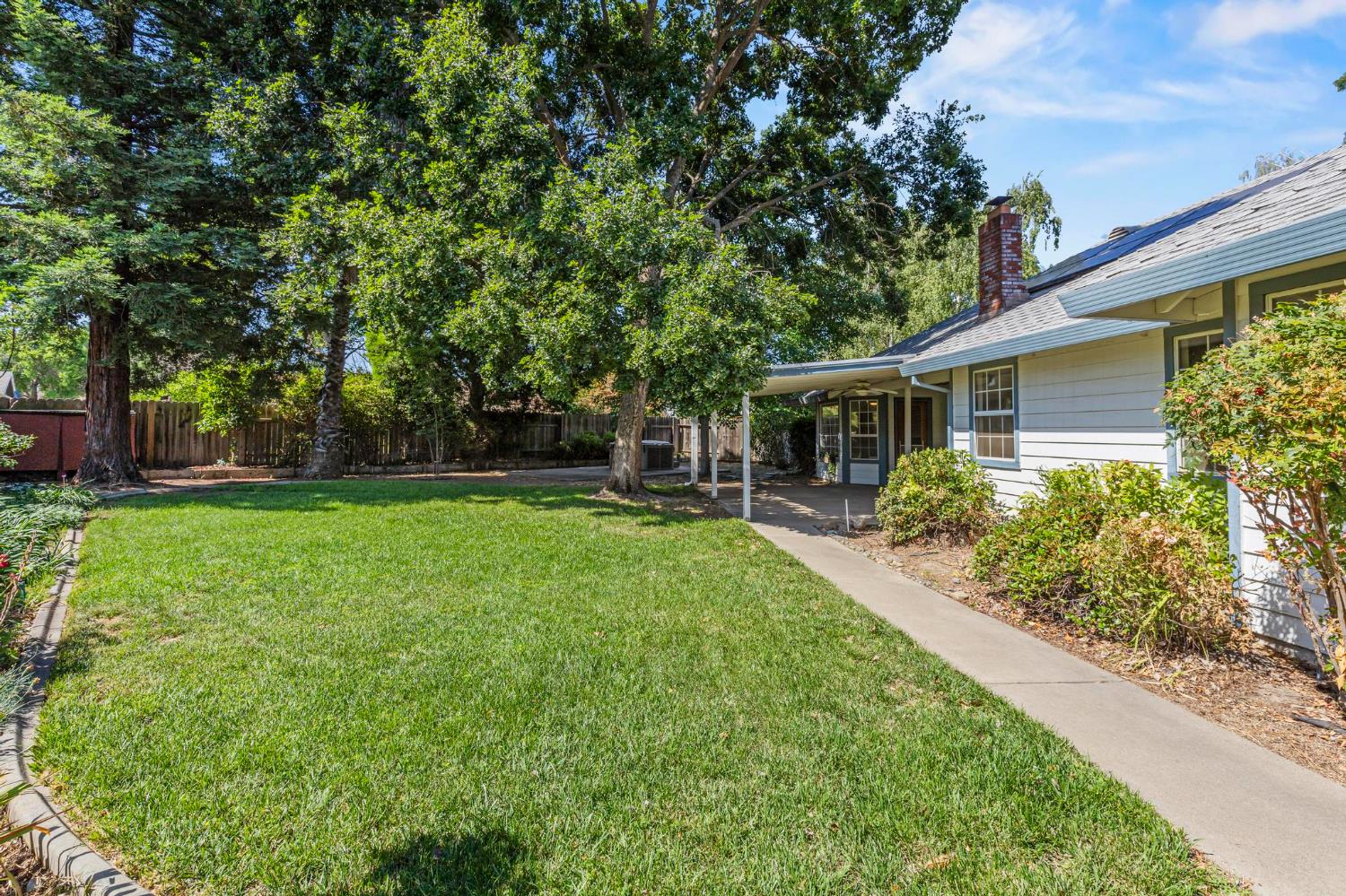 1668 Greenwood Way