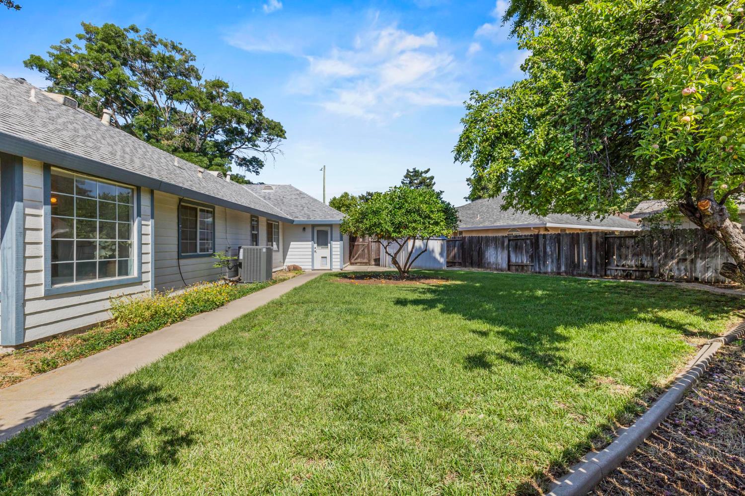 1668 Greenwood Way
