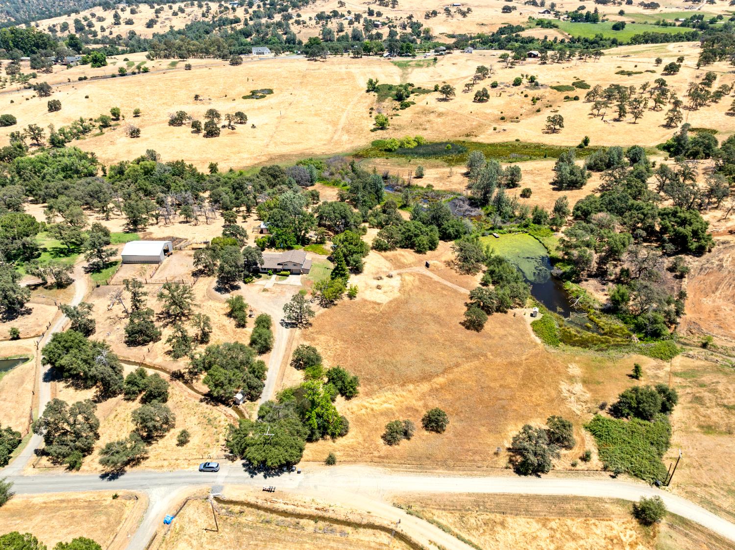 8060 LAKEVIEW LANE
