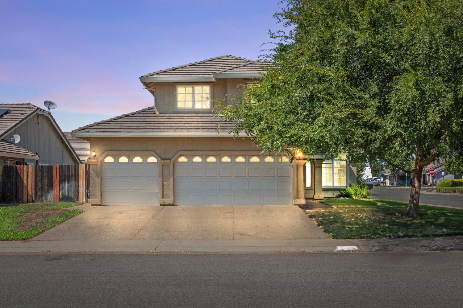 2100 Boyden Drive