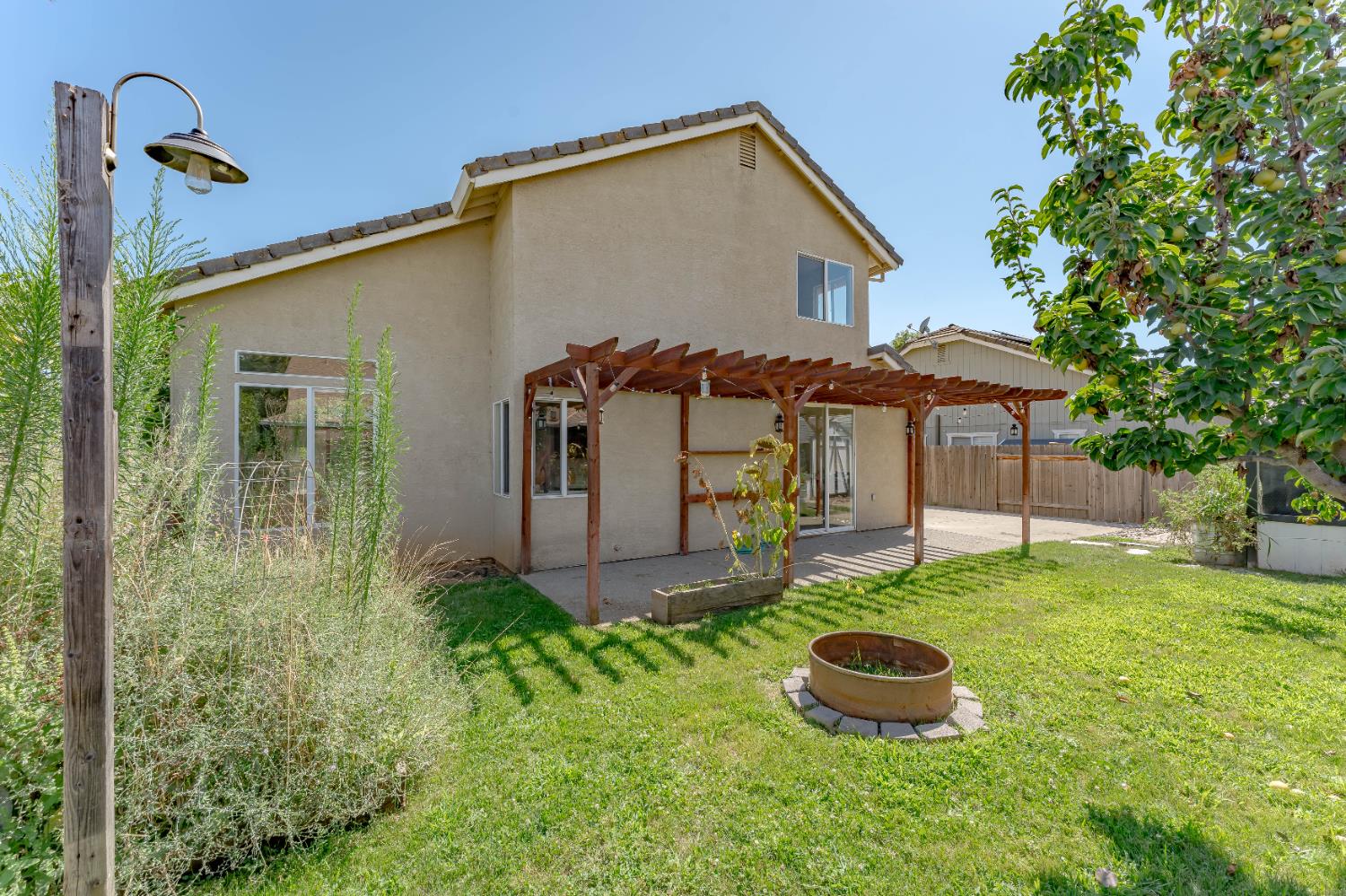 2100 Boyden Drive
