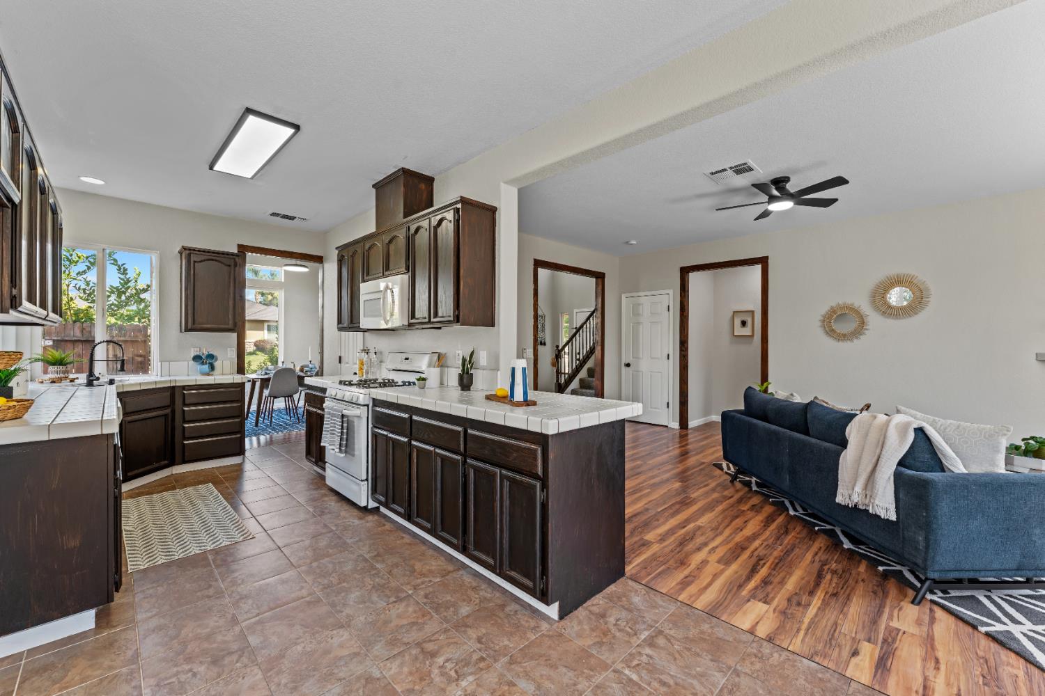 2100 Boyden Drive