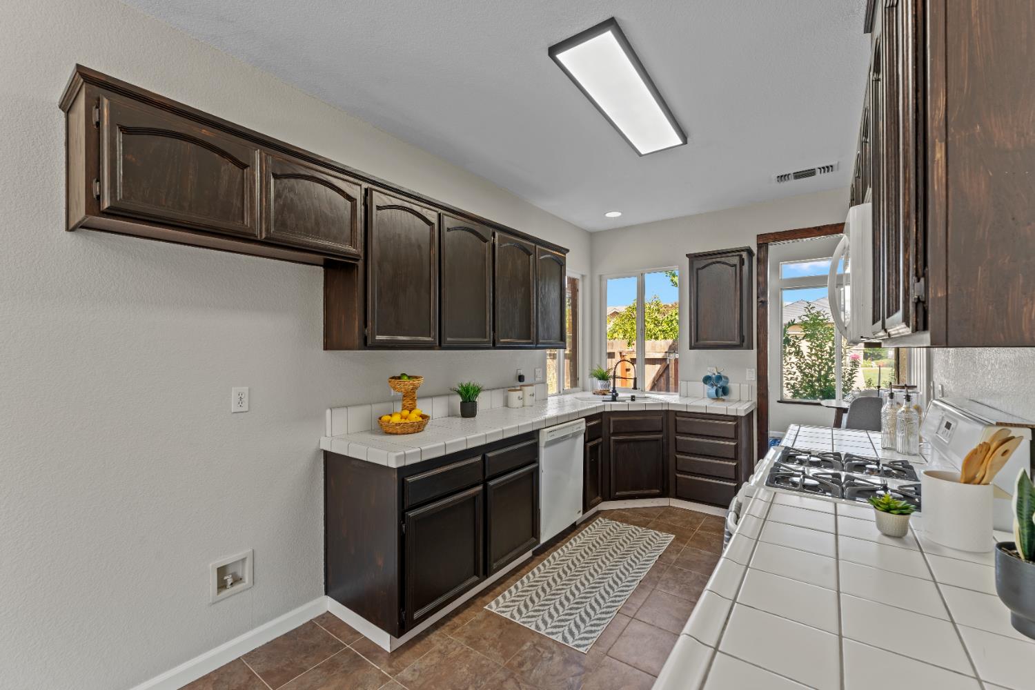 2100 Boyden Drive