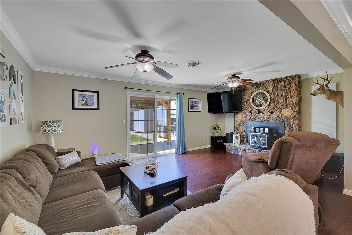 1910 Jacob Drive
