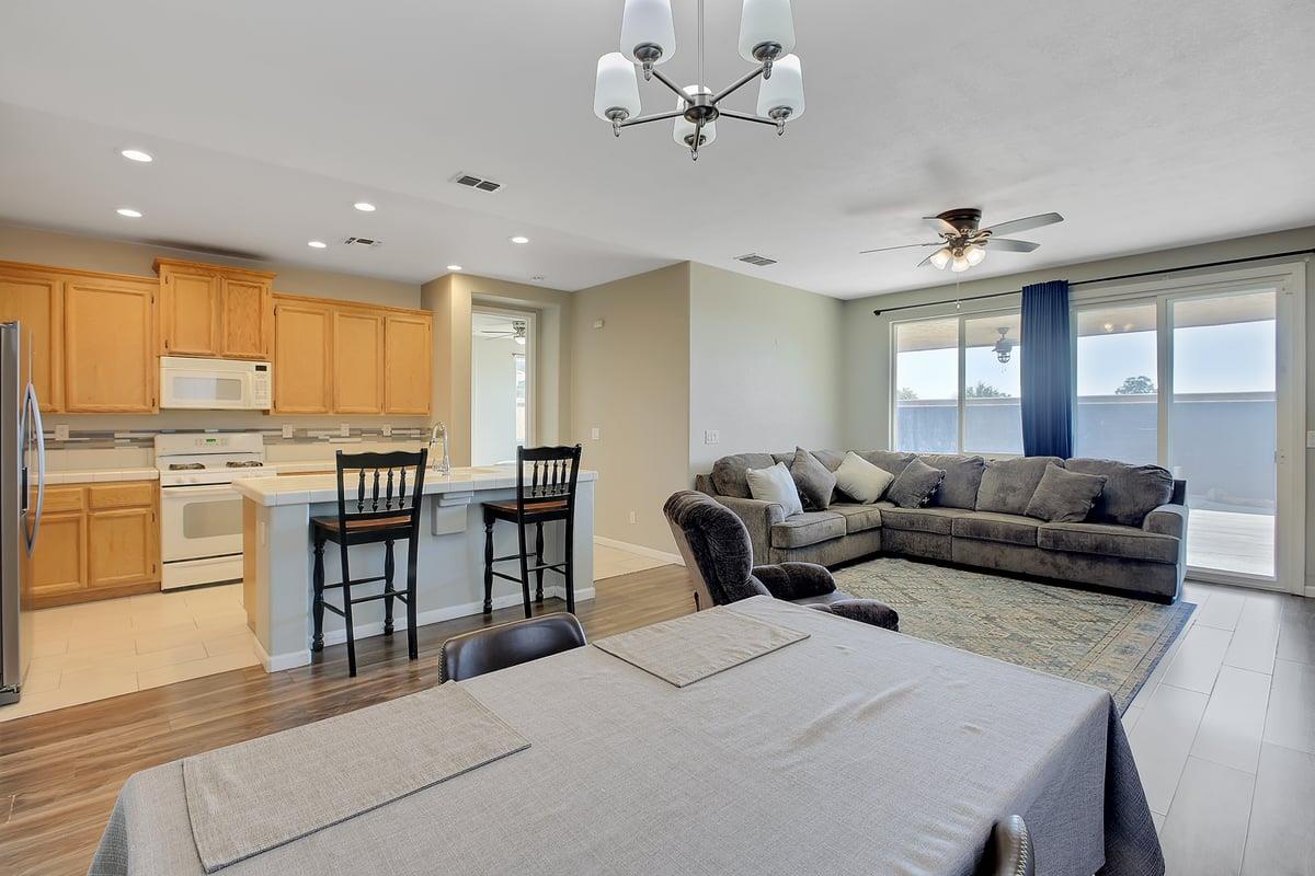 2204 Summerfield Lane