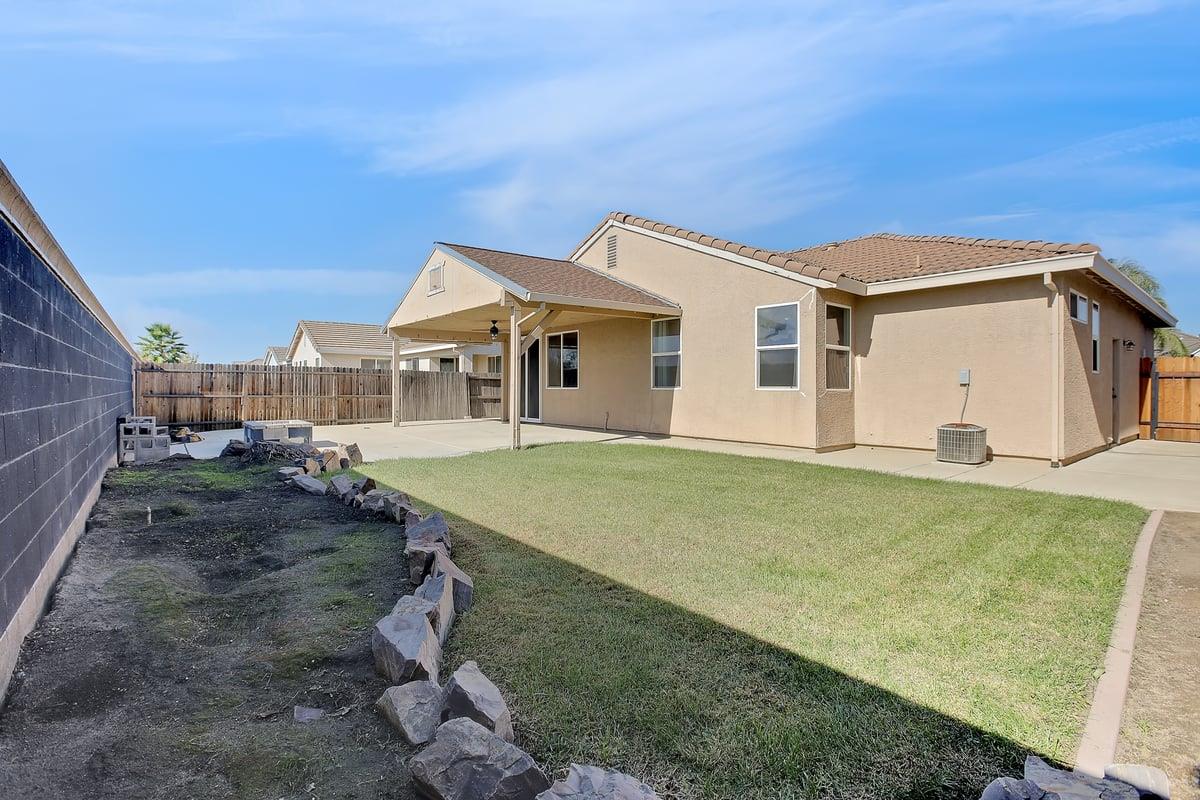 2204 Summerfield Lane