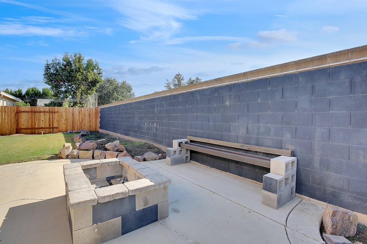 2204 Summerfield Lane