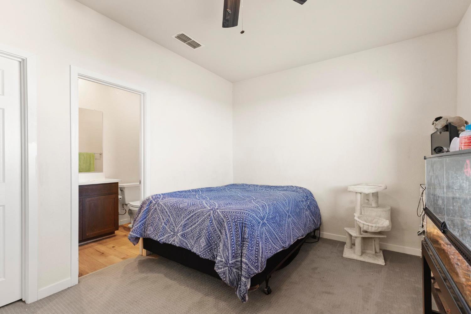 5653 Harcrest Drive