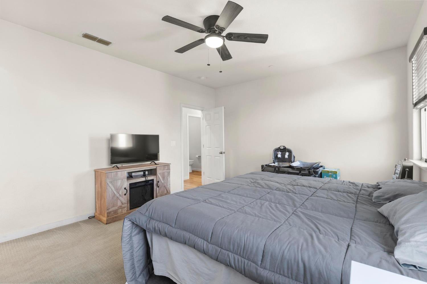 5653 Harcrest Drive