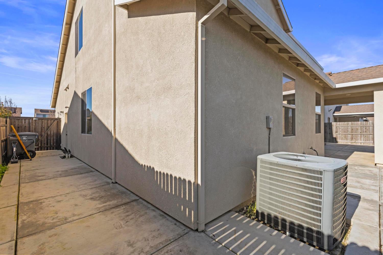 5653 Harcrest Drive