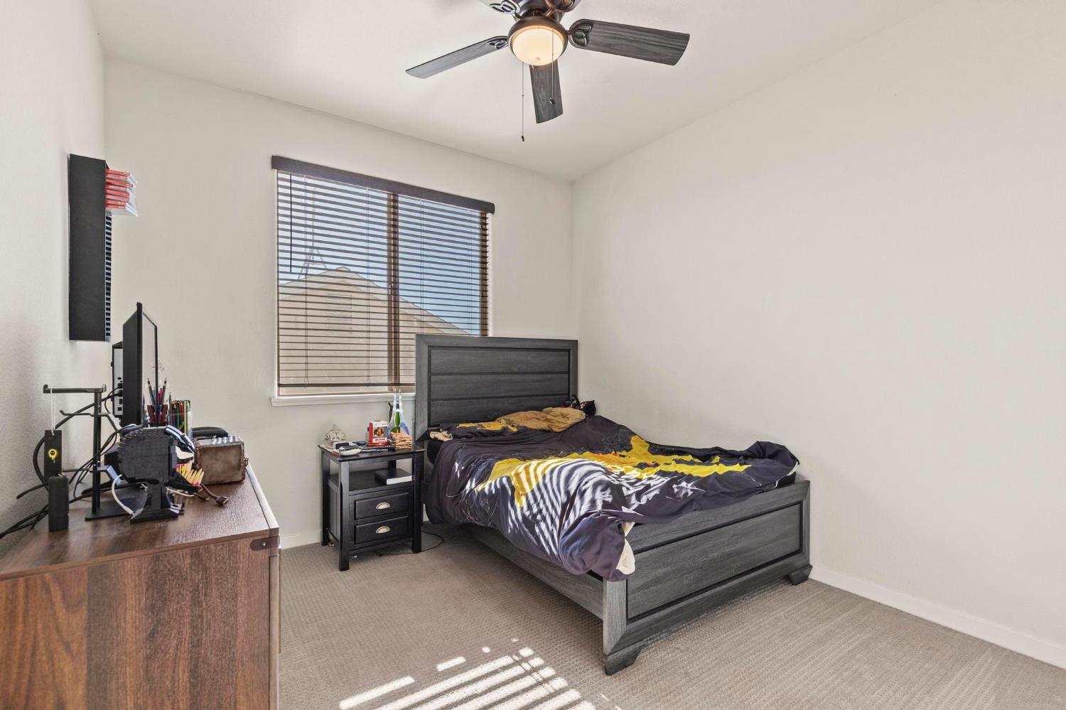 5653 Harcrest Drive