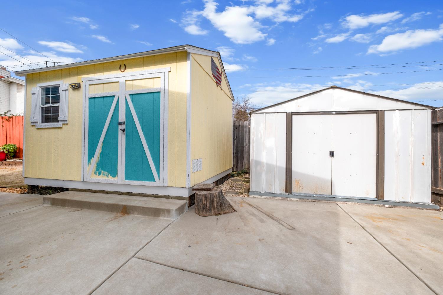 6939 Escallonia Drive