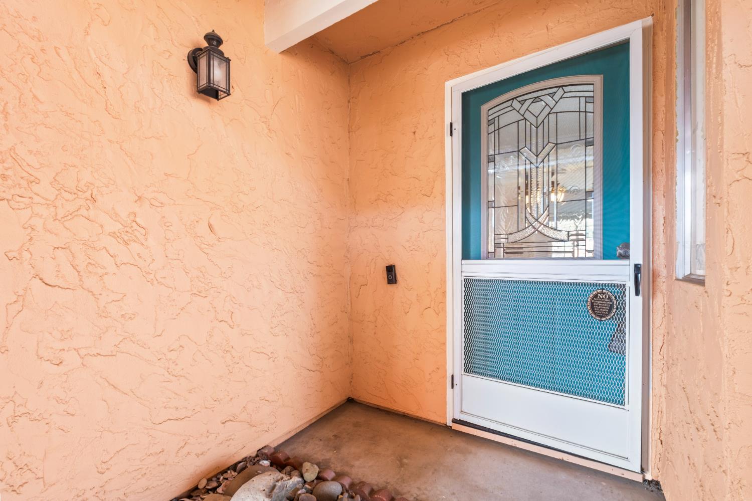 6939 Escallonia Drive