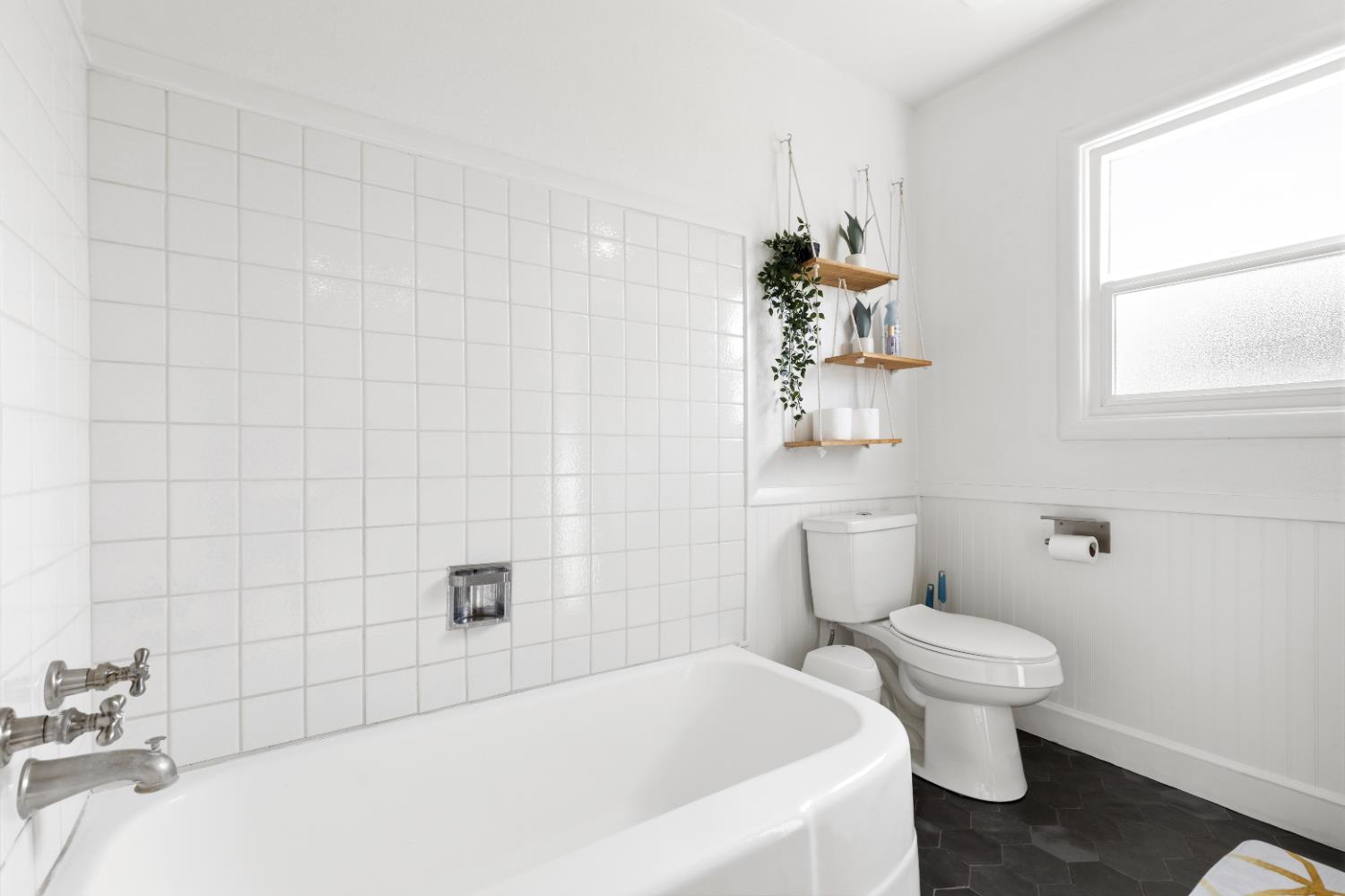 980 McCall Avenue