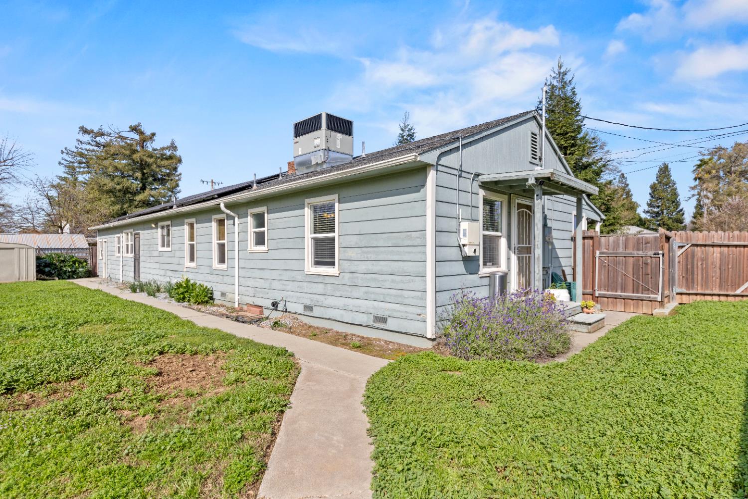 980 McCall Avenue
